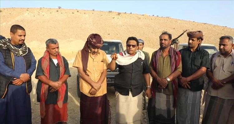 القائم بأعمال رئيس حلف قبائل حضرموت يتفقد أحد مواقع قوات حماية حضرموت