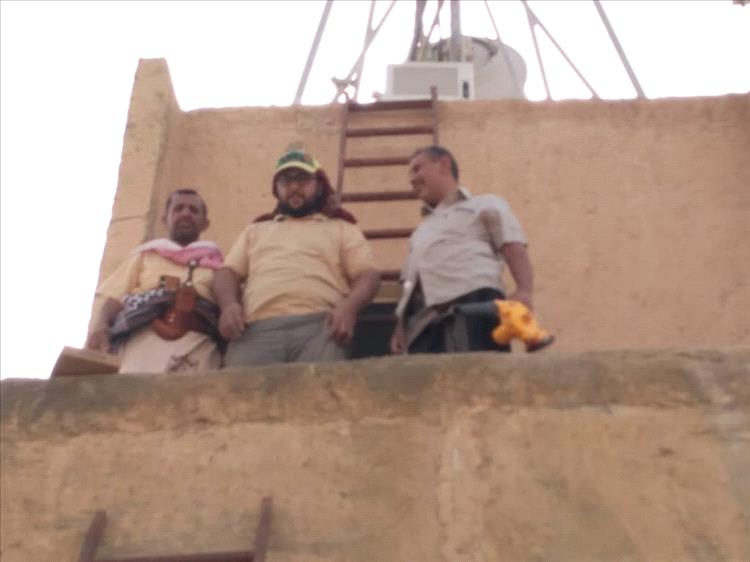 عودة عمل شبكة يمن موبايل بعد انقطاع دام أكثر من خمسة أيام في مديرية جيشان