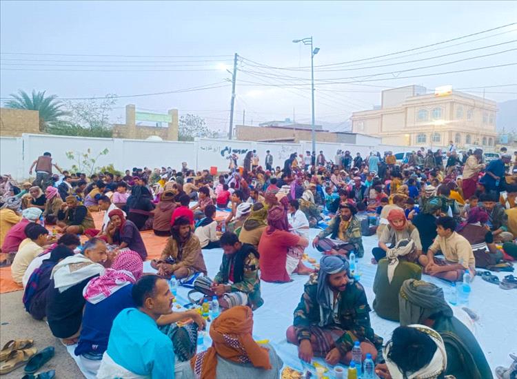 الإفطار الجماعي في لودر يجسد روح التلاحم والتكافل في رمضان