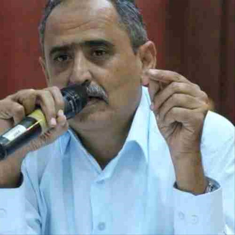 سياسي عدني ينتقد تشكيل مجلس شيوخ الجنوب: خطوة تزيد المشهد تعقيدًا ولا تمثّل إرادة الشارع