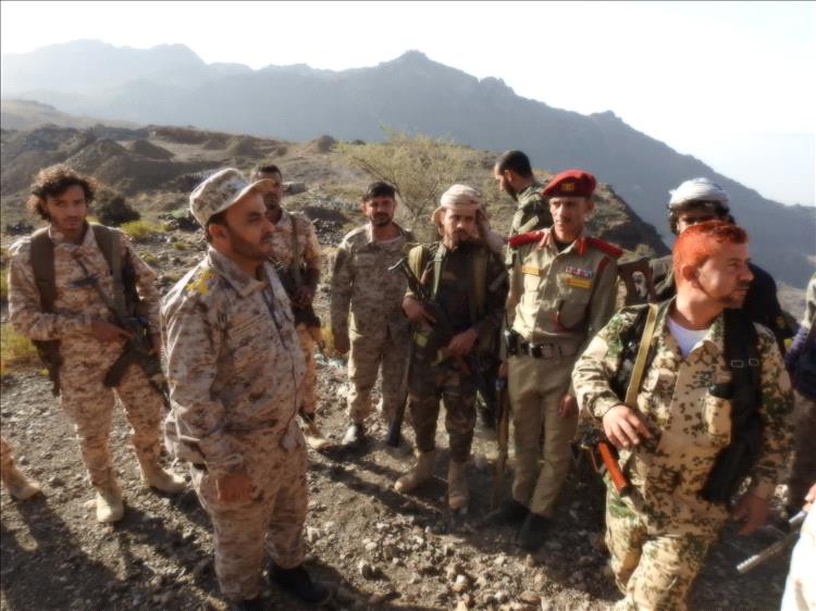 الضالع: قيادة اللواء 191 مشاة تنفذ زيارات عيدية للأبطال المرابطين في جبهة مريس