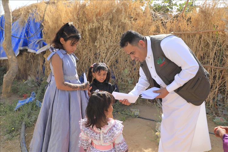 مأرب: "مسام" يشارك الأطفال النازحين فرحة العيد