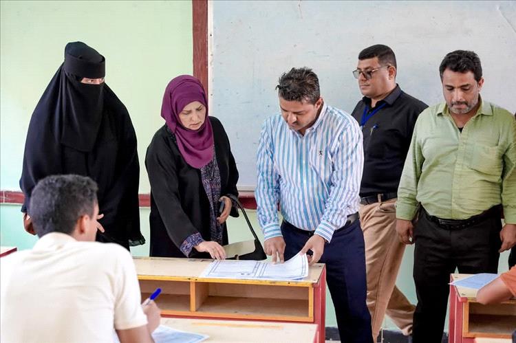 معاوية يزور مراكز الامتحانات النهائية للثانوية العامة 2025/2024 لمديرية الشيخ عثمان