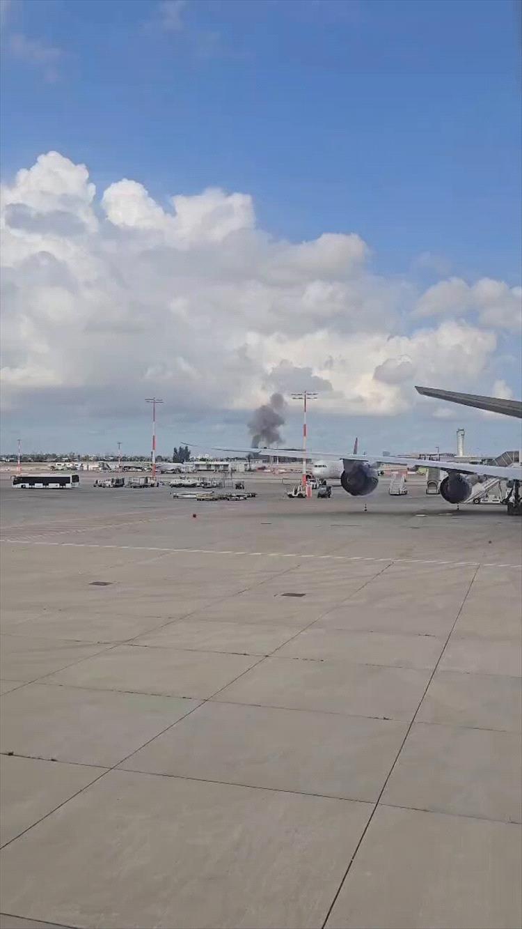 الحوثيون يقصفون مطار بن جوريون في اسرائيل وتعليق للرحلات