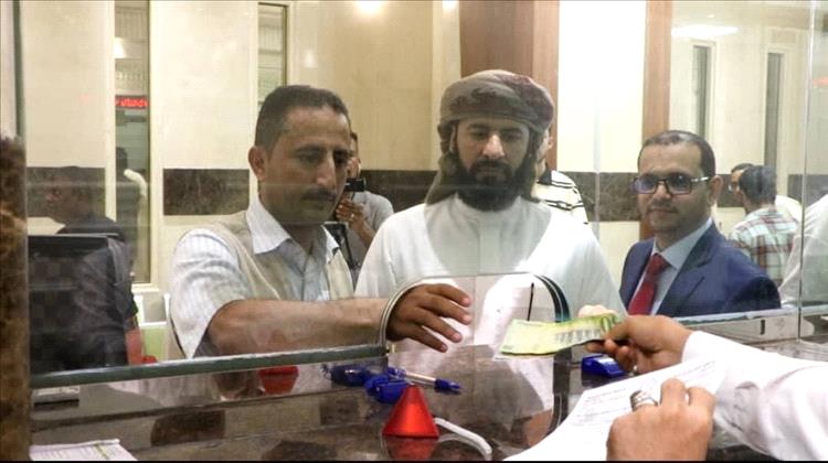 وزارة الأوقاف والإرشاد تبدأ تسليم المبالغ المستردة لحجاج بلادنا عن موسم 1445هـ