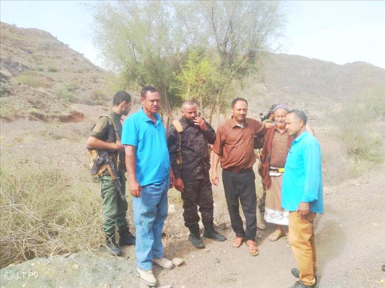 الضالع.. عضو الجمعية الوطنية والعميد القبه والوكيل البلعسي يتفقدون العمل في طريق سيلة غزال