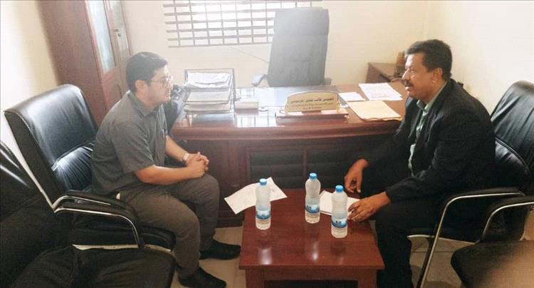 مدير عام رضوم يؤكد التزام الصندوق بصيانة طريق مدينة رضوم الفرعي