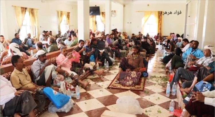 لليوم الثاني.. توافد العشرات إلى الصرفة لتقديم العزاء بوفاة زوجة الحاج سعيد المريسي