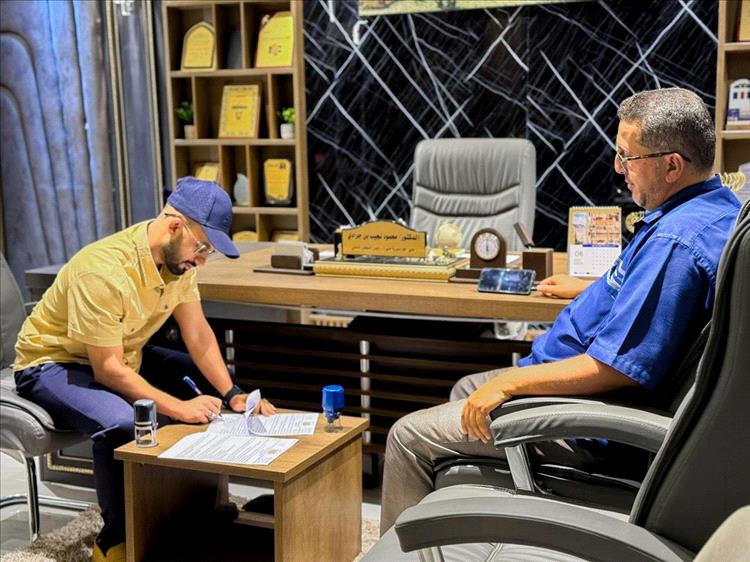 توقيع اتفاقية مشروع تعشيب نادي التلال الرياضي الثقافي في عدن