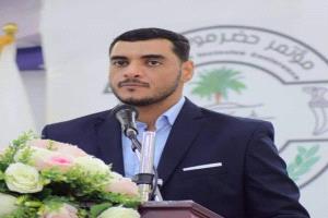 القاضي العامري يدعو للتصالح مع الماضي وتجاوز إرث الصراعات