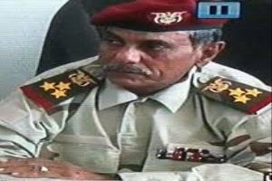 قائد اللواء 111 العميد الركن ملهم يعزي مدير عام أحور بوفاة شقيقه