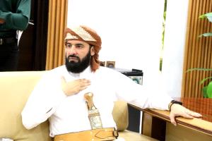وزارة الأوقاف تناقش مع الخطوط الجوية اليمنية ترتيب جداول الرحلات وحصص النقل الجوي للوكالات