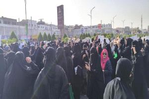 انطلاق تظاهرة نسوية في عدن  للمطالبة بتوفير الخدمات