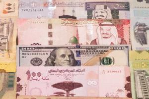 أسعار صرف العملات الاجنبية في صنعاء وعدن.. الإثنين
