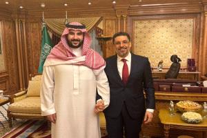 بن مبارك يلتقي الأمير خالد بن سلمان