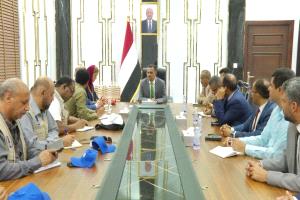 السلطة المحلية بحضرموت تناقش آفاق التعاون مع السفارة الهولندية لدى بلادنا