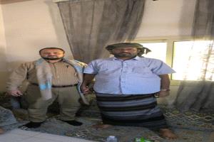 في لقاء جمعه بهاني اليزيدي.. الشيخ عمرو بن حبريش يدعو لتمكين أبناء عدن ويرفض العنف والانجرار نحو الفوضى