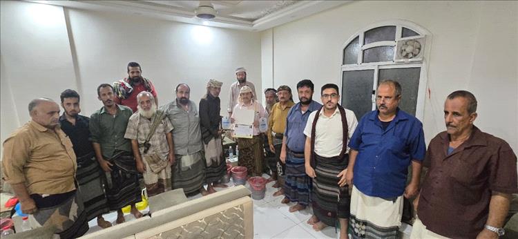 عدن.. تكريم الوكيل محمد المرفدي بدرع الوفاء والعرفان تقديراً لعطائه التنموي والإنساني في محافظة لحج