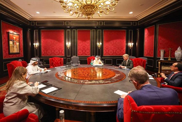 التعاون الخليجي يجدد دعمه لجهود السلام في اليمن ويحسم الموقف: وحدة اليمن خط أحمر