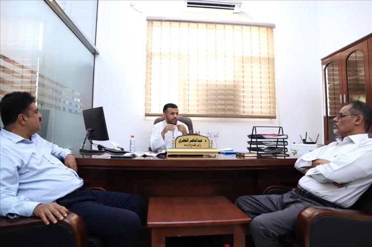 لقاء في عدن لتعزيز الإرشاد ودعم القضية الفلسطينية