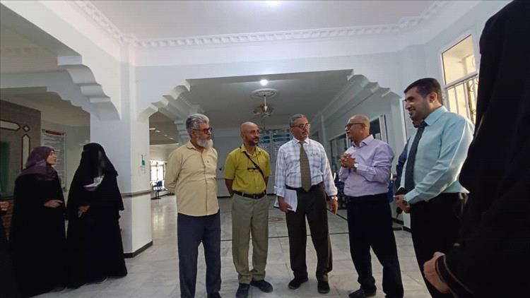 كلية الصيدلة وهيئة مستشفى الجمهورية تحتضنا لوحة التوعية بالتيقظ الدوائي ضمن فعاليات أسبوع السلامة الدوائية