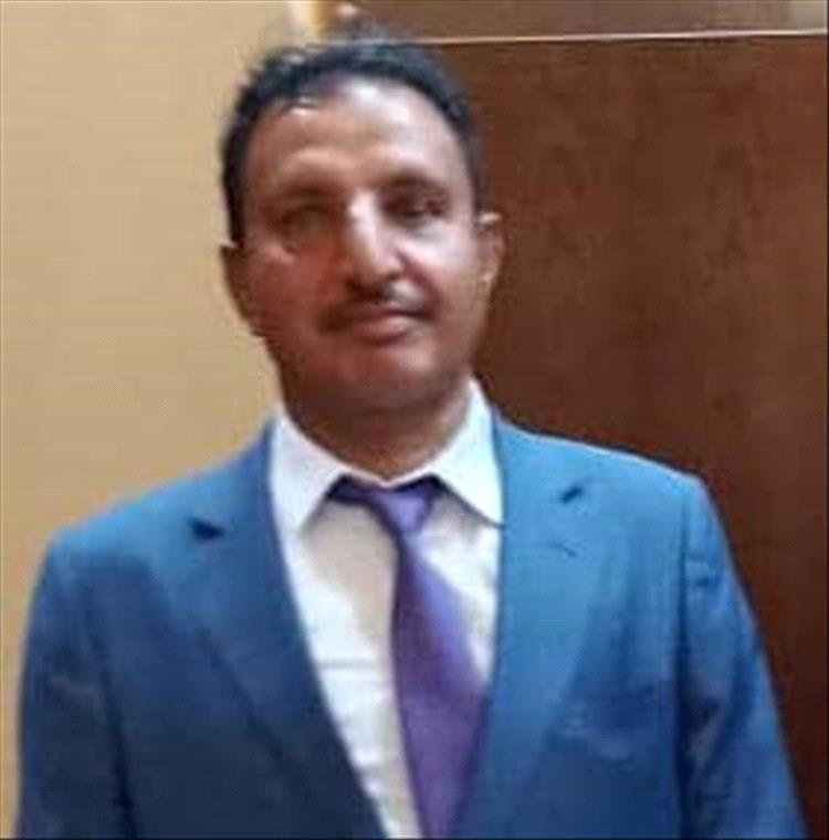 مدير الصحة بأحور يعزي الدكتور مبارك الحمصي عضو المجلس الاستشاري للمجلس الانتقالي الجنوبي بوفاة نجل شقيقته