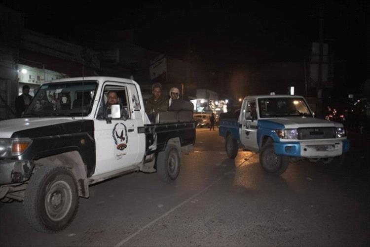 شرطة تعز تقول إنها ضبطت أحد أخطر العناصر الإجرامية من عدن