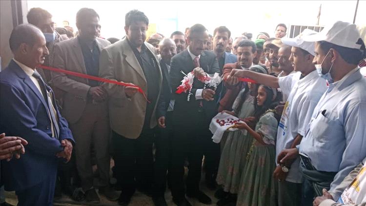 محافظ شبوة بن الوزير يدشّن أول مهرجان للعسل في تاريخ المحافظة : احتفاء بالتراث والاقتصاد المحلي