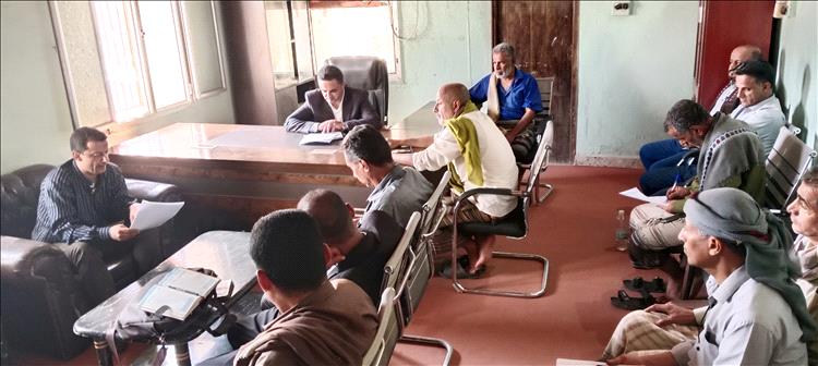 تنفيذي ردفان يؤكد استمرار صرف الحافز الشهري للمعلم حتى نهاية العام الدراسي