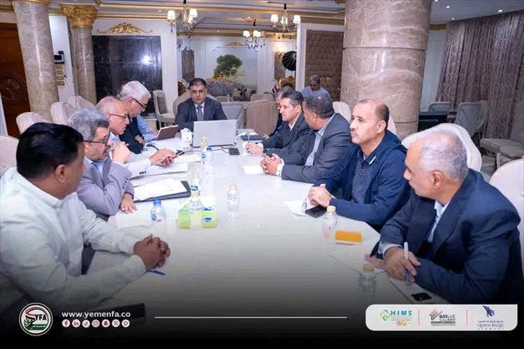 الشيخ أحمد العيسي يترأس اجتماعاً لمجلس إدارة اتحاد كرة القدم ويقرّ بطولات جديدة وخطة لإحياء النشاط الرياضي