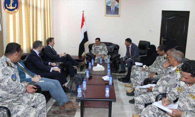 خفر السواحل تبحث مع الجانب البريطاني تعزيز التعاون في مكافحة التهريب والأمن البحري