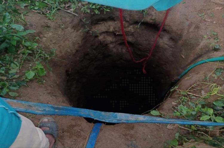 مأساة في إب.. وفاة طفل سقط في بئر أثناء محاولته جلب المياه لأسرته