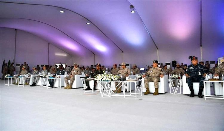 اختتام مناورات التمرين البحري المختلط "الموج الأحمر 8" بمشاركة اليمن