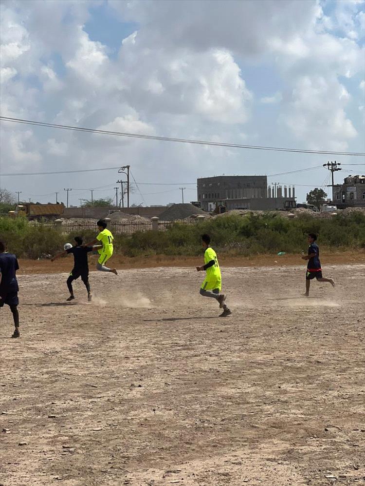 كلية الحقوق – جامعة عدن تستمر في أنشطتها الطلابية للعام الجامعي الجديد