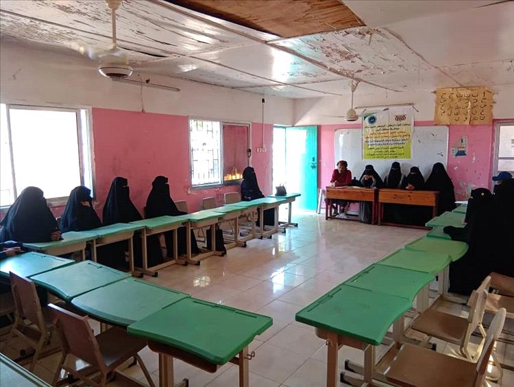 تدشين دورة تأهيلية لمربيات رياض الأطفال في روضة شقرة النموذجية