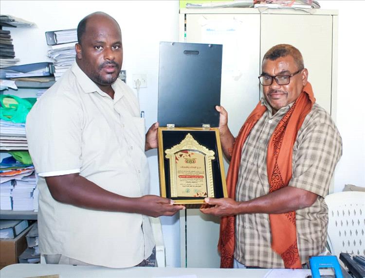 جمعية صيادي بروم السمكية تحظى بتكريم السلطة المحلية ومكتب الشؤون الاجتماعية