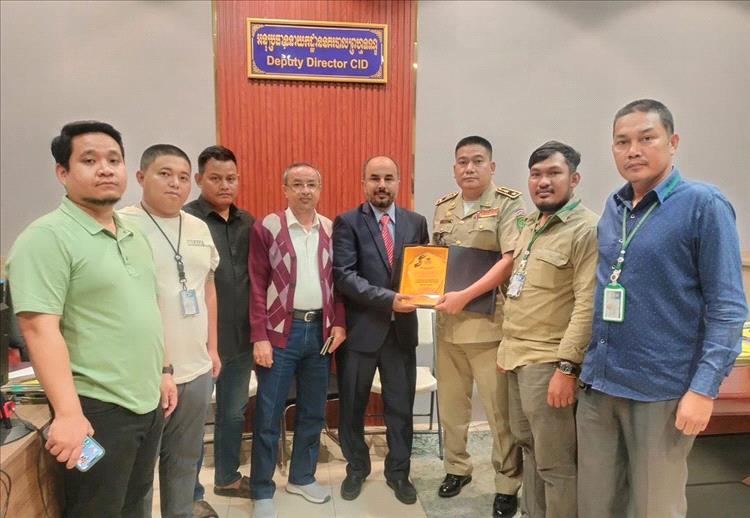 تحرير شابين يمنيين بعد أشهر من الاحتجاز في كمبوديا.. جهود مشتركة تنتهي بنجاح مؤلم ومسار إنساني طويل