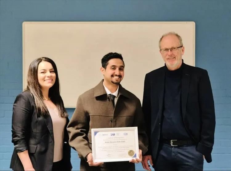 باحث يمني يحقق المركز الثالث في مسابقة دولية