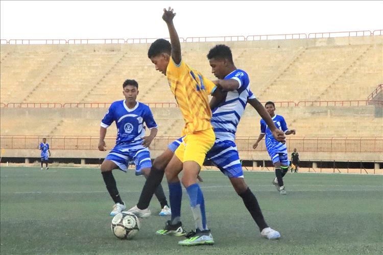 الاحرار يفوز على القادسية ويحصد بطاقة التأهل السابعة لدور الثمانية لبطولة كأس حضرموت للناشئين