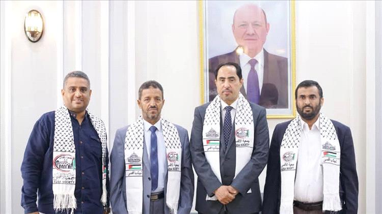 الوزير البكري يبحث مع جمعية الأقصى إطلاق حملة تبرعات لإغاثة غزة