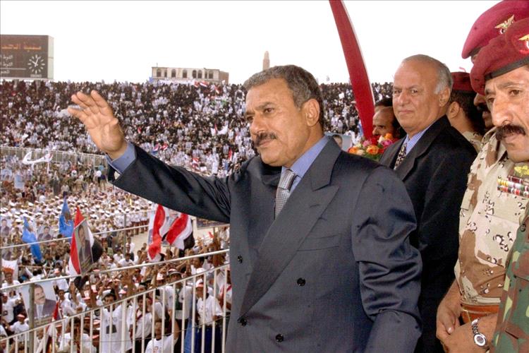 علي عبد الله صالح والإسلام السياسي... ألاعيب ومجازفات