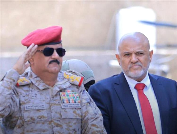 وزير الدفاع يؤكد: سنشكل لجنة للتحقيق في كمين استهدف محافظ تعز وقائد محور طور الباحة