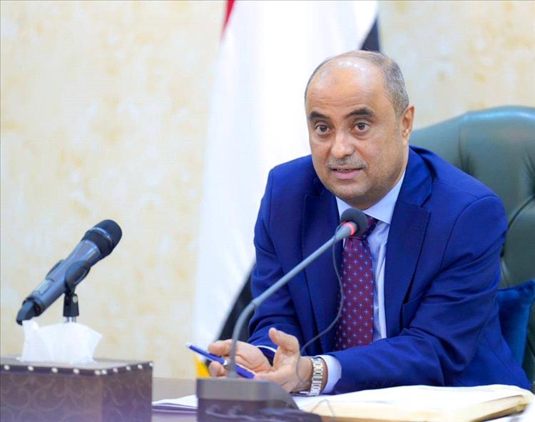 بن بريك في مهمة صعبة لضبط أداء الحكومة وتسريع الإصلاحات