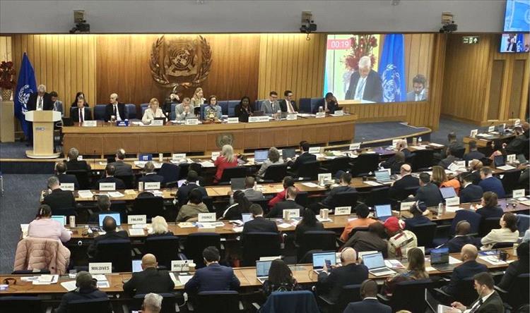 اليمن يدعو المجتمع الدولي للإسهام بفعالية في مواجهة اعمال المليشيات الحوثية التخريبية للملاحة الدولية