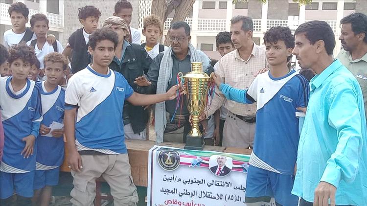 ثامن (ب) بطلا وتاسع (أ) وصيفا وسادس (أ) فريقا مثاليا في دوري سعد