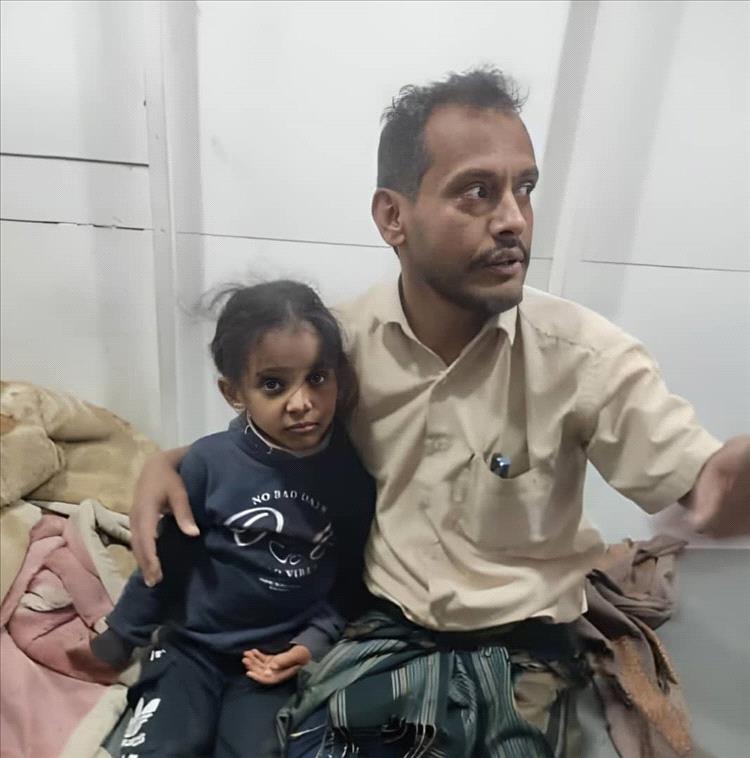 إنقاذ طفلة بعد سقوطها في بئر مكشوفة بمنطقة عمدات في يافع رصد بجهود الأهالي وقيادة نائب مدير الأمن