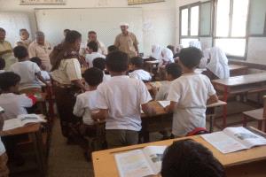 مدير مكتب التربية والتعليم بمودية يواصل زياراته الميدانية لمدارس التعليم الأساسي