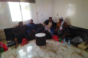 رئيس الدائرة السياسية للمقاومة الجنوبية بميفعة شبوة يلتقي قيادات اللواء الخامس مشاة بمعسكر الخرمة بالمديرية