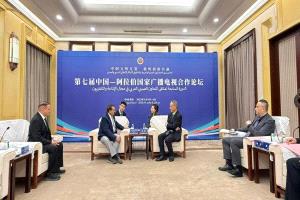 اليمن والصين يبحثان تعزيز التعاون الإعلامي وتبادل الخبرات