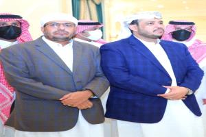 وزير سابق: من يقترب من د. عبدالله العليمي يدرك أنه رجل دولة من طراز رفيع